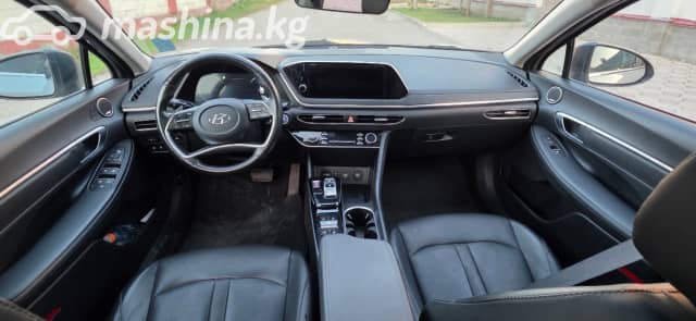 Hyundai Sonata VIII (DN8) 1.6 AT