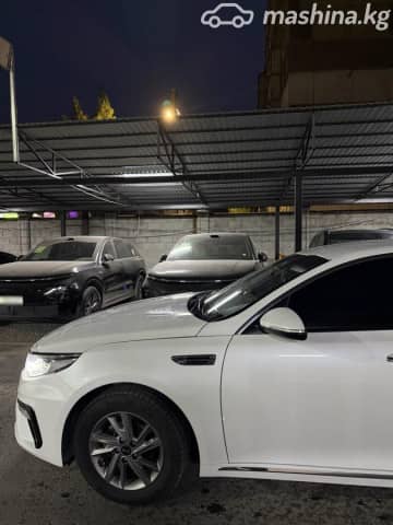 Kia K5 II 2.0 AT