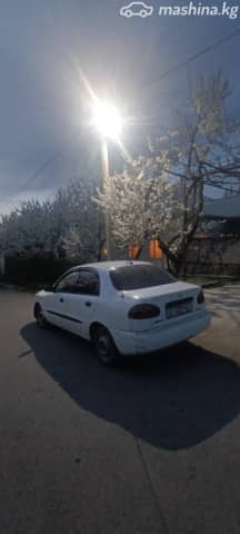 Daewoo Lanos (Sens) 1.5 MT