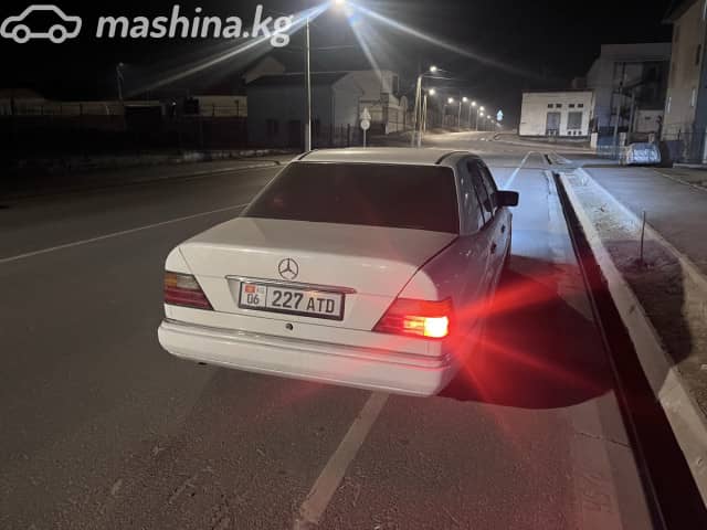 Mercedes-Benz W124 230 2.3 MT