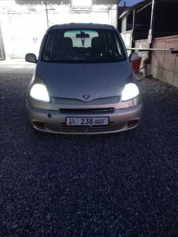 Toyota FunCargo 1.5 AT 4WD
