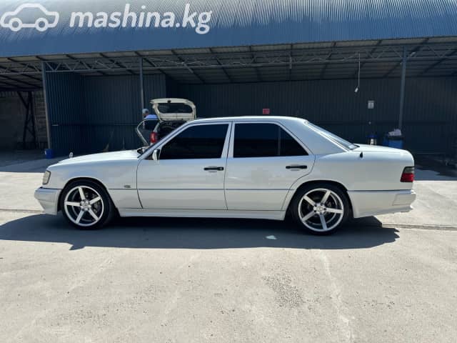 Mercedes-Benz E-Класс I (W124) 320 3.2 AT