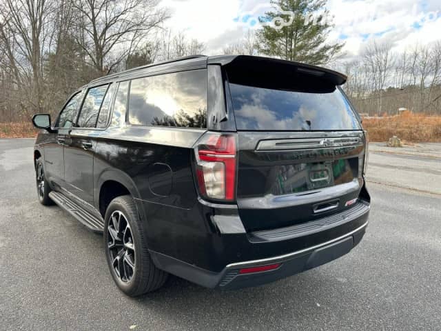 Chevrolet Suburban XII 6.2 AT 4WD