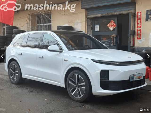 LiXiang L6 1.5hyb AT 4WD