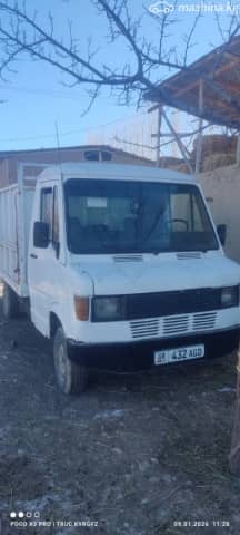 Mercedes-Benz Бортовой (4х2)