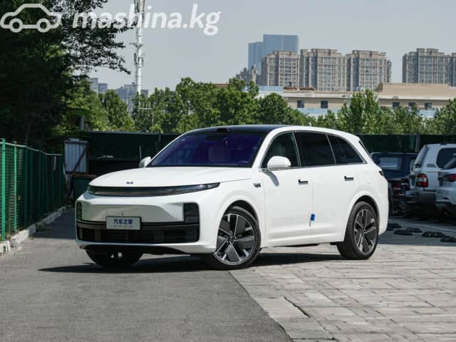 LiXiang L7 Рестайлинг 1.5hyb AT 4WD