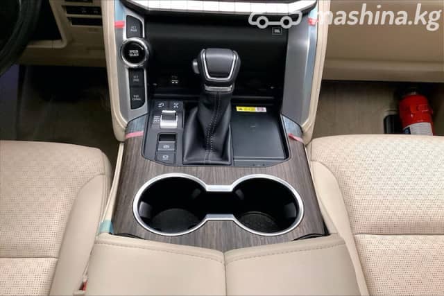 Toyota Land Cruiser 300 Series 4.0 AT 4WD