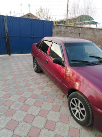 Daewoo Nexia I Рестайлинг 1.6 MT