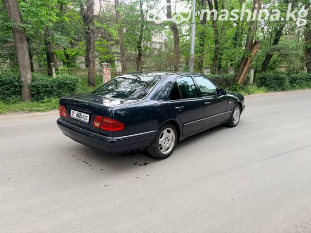 Mercedes-Benz E-Класс II (W210, S210) 320 3.2 AT