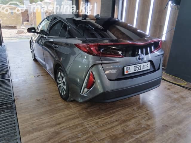 Toyota Prius IV (XW50) Prime 1.8hyb AT