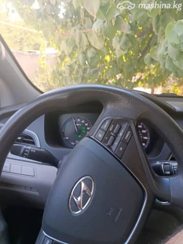 Hyundai Sonata VII (LF) 2.0hyb AT