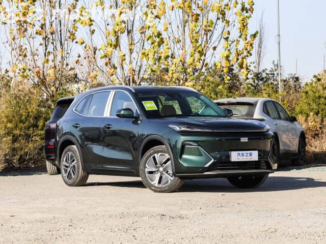 Geely Galaxy Starship 7 19.09 kWh 1.5hyb AT