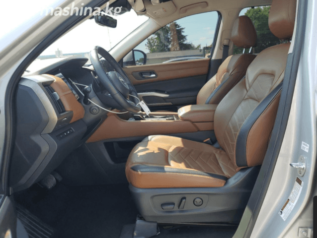 Nissan Pathfinder V 3.5 AT 4WD