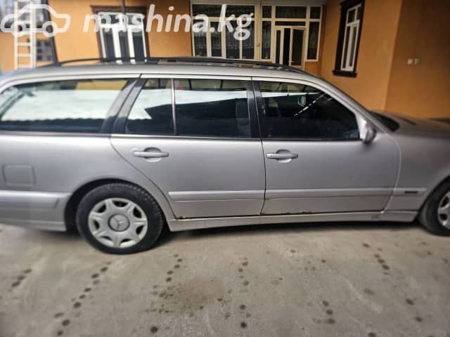 Mercedes-Benz E-Класс II (W210, S210) Рестайлинг 220 2.2d AT