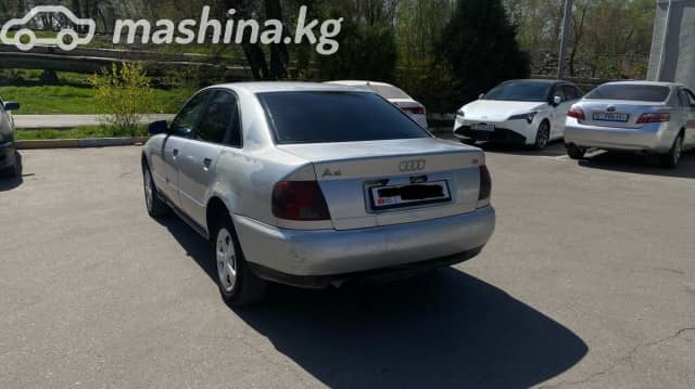 Audi A4 I (B5) 1.6 MT