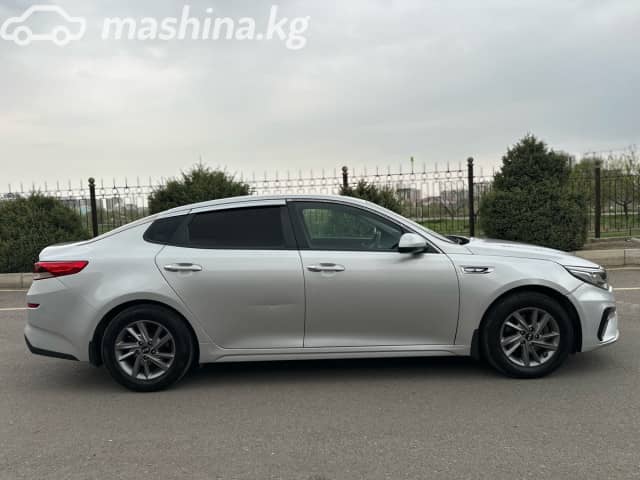 Kia K5 II 2.0 AT