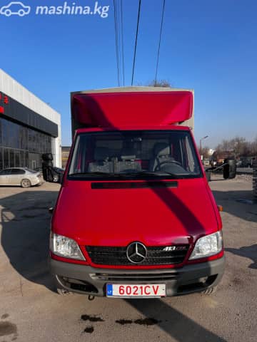 Mercedes-Benz Бортовой (4х2)