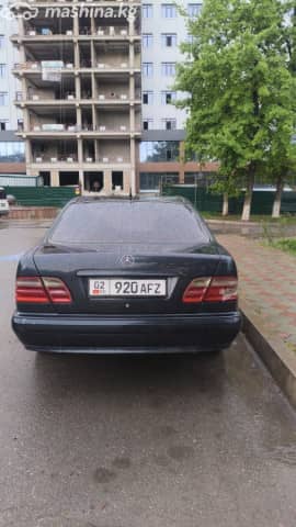Mercedes-Benz E-Класс II (W210, S210) Рестайлинг 200 2.0 MT