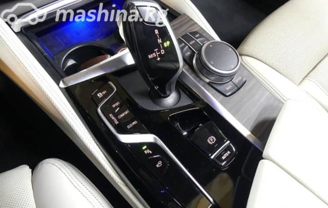 BMW 5 серии VII (G30/G31) Рестайлинг M550i xDrive 4.4 AT 4WD