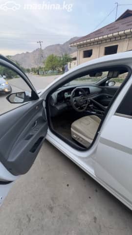 Hyundai Avante VII 1.6 CVT