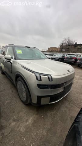 Lynk & Co 900 2.0hyb AT 4WD