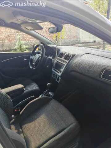 Volkswagen Polo V Рестайлинг 1.4d AMT