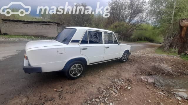ВАЗ (Lada) 2101 21011 1.3 MT