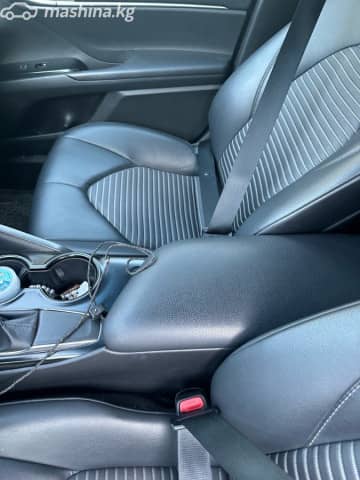 Toyota Camry VIII (XV70) US Market 2.5 AT