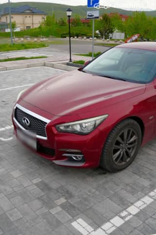 Infiniti Q50 I 2.0 AT