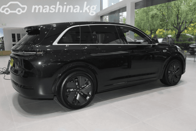 LiXiang L7 Рестайлинг 1.5hyb AT 4WD