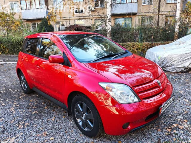 Toyota Ist I 1.3 AT