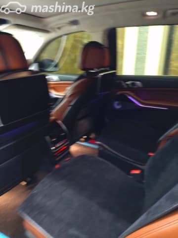 BMW X7 I (G07) 50i 4.4 AT 4WD