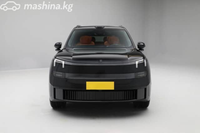 Lynk & Co 900 2.0hyb AT 4WD