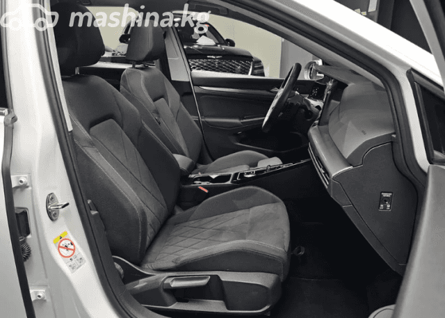 Volkswagen Golf VIII 2.0d AMT