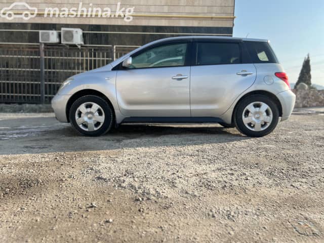 Toyota Ist I 1.3 AT