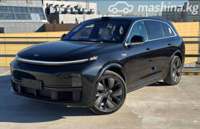 LiXiang L7 Рестайлинг 1.5hyb AT 4WD