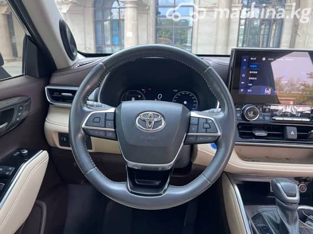 Toyota Highlander IV (U70) 2.5hyb AT 4WD