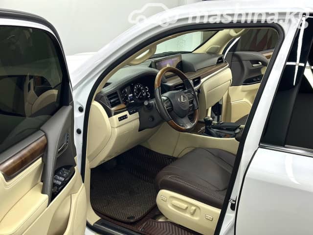 Lexus LX III Рестайлинг 2 570 5.7 AT 4WD