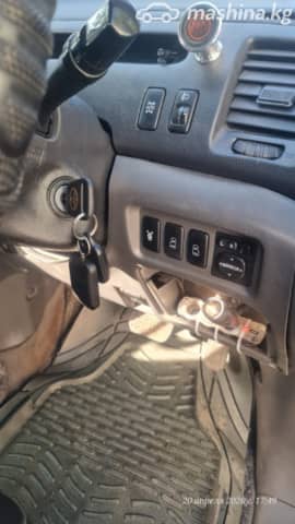 Toyota Estima II Рестайлинг 2.4 AT 4WD