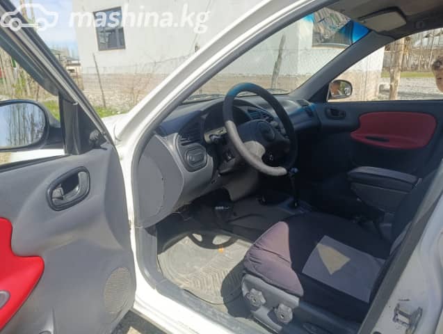 Daewoo Lanos (Sens) 1.5 AT