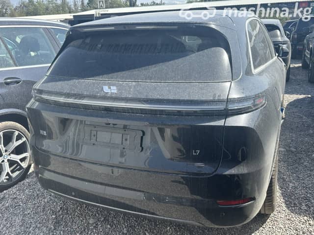 LiXiang L7 Рестайлинг 1.5hyb AT 4WD