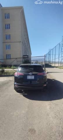 Toyota RAV4 IV (XA40) Рестайлинг 2.5 AT 4WD