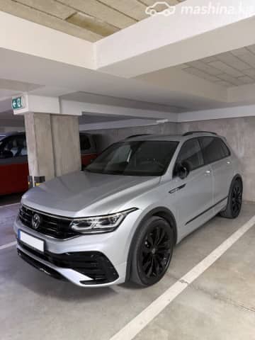 Volkswagen Tiguan II Рестайлинг 2.0 AT 4WD