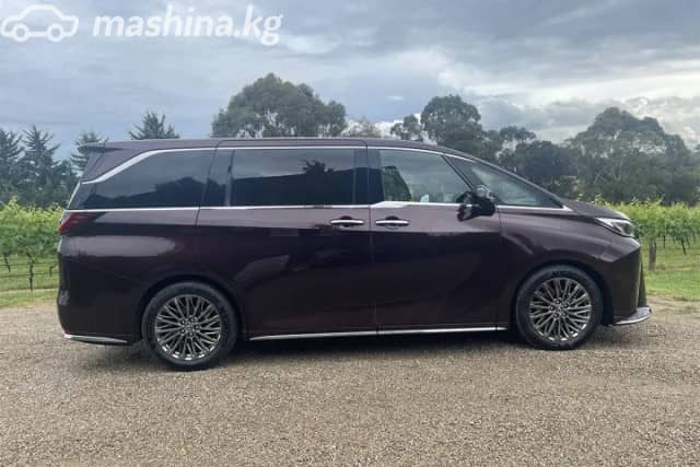 Lexus LM II 500h 2.4hyb AT 4WD