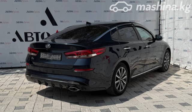 Kia K5 II 2.0 AT