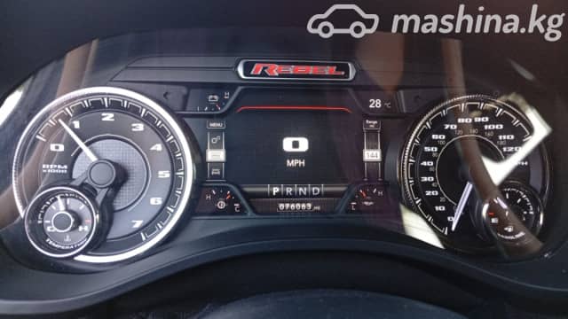 RAM 1500 V Quad Cab 5.7 AT 4WD