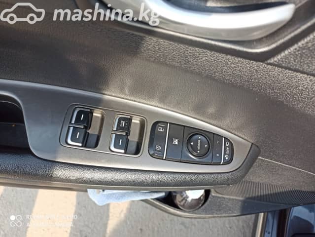 Kia K5 II 2.0 AT