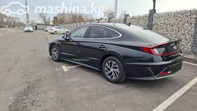 Hyundai Sonata VIII (DN8) 2.0hyb AT