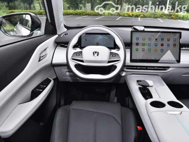 Changan UNI-Z iDD 1.5hyb CVT