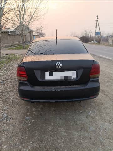 Volkswagen Polo V Рестайлинг 1.6 AT
